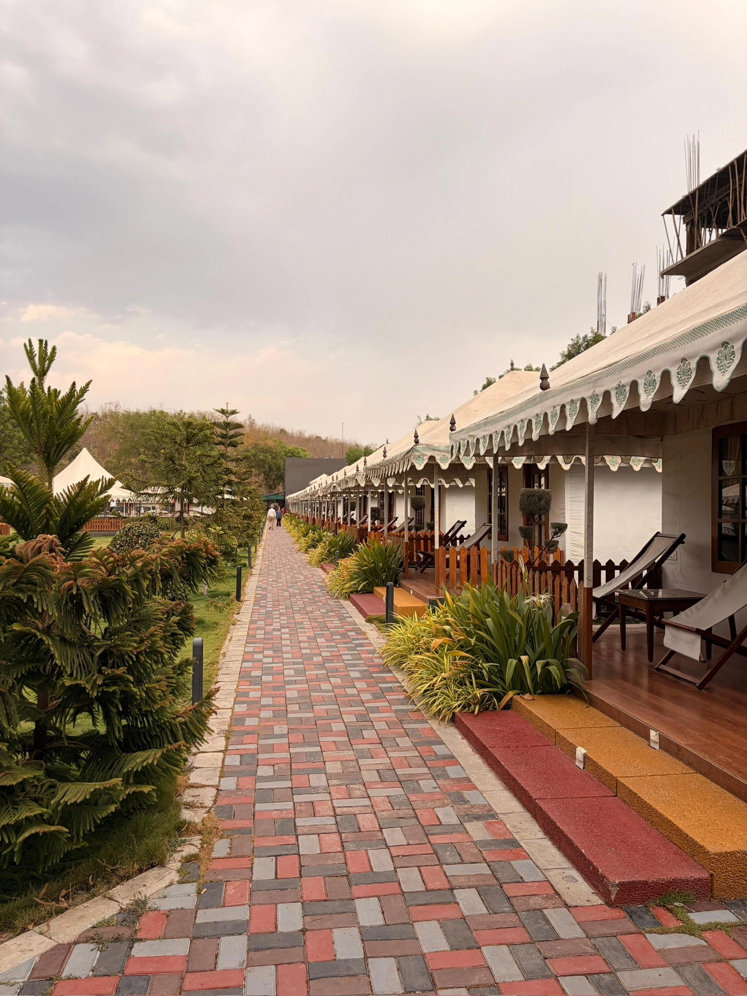 Modern Resort - Image 5 of 108